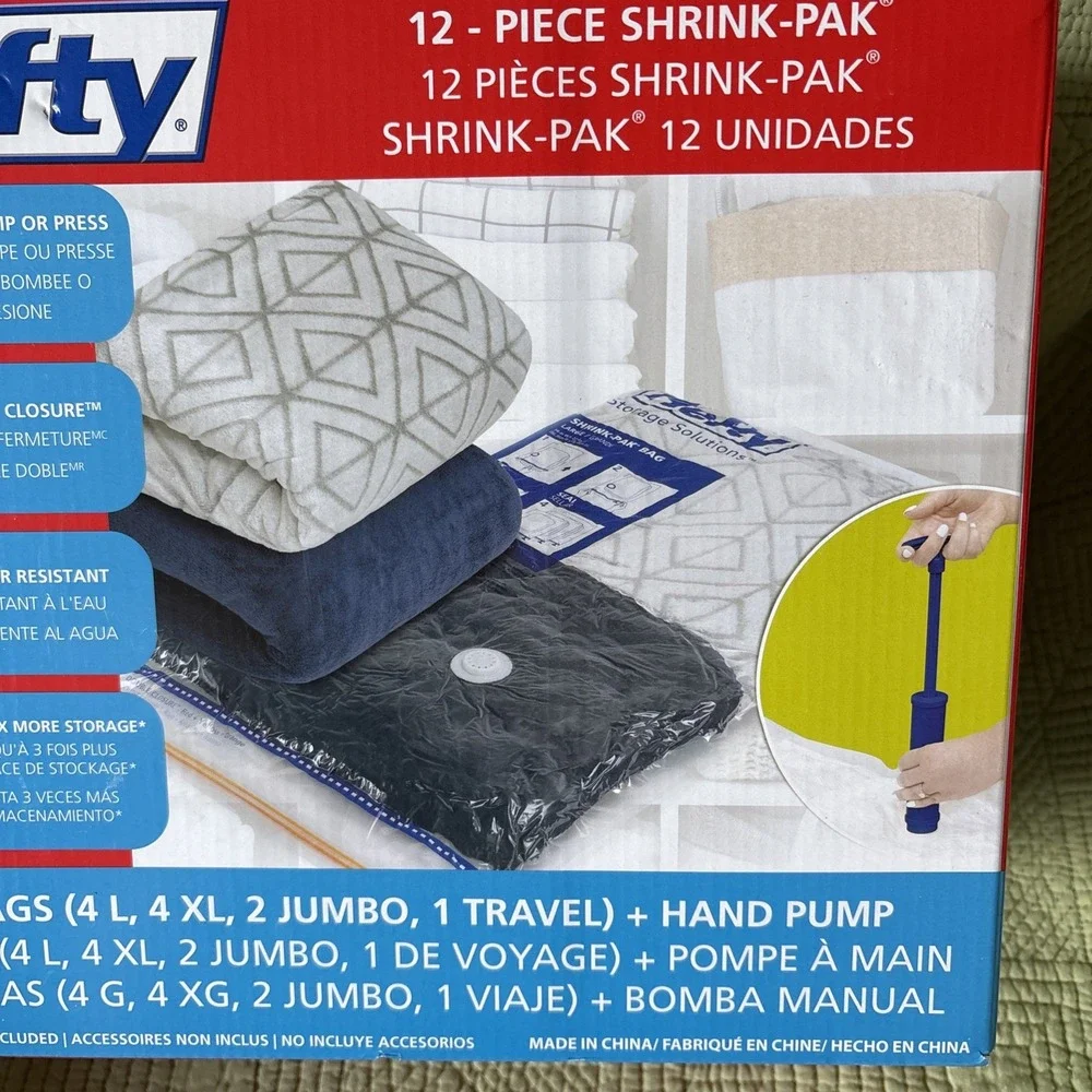 Hefty Shrink Pak 12PC Vacuum Storage Bags Variety Pack Assorted Hand Pump Includ